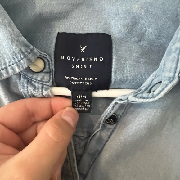 American eagle boyfriend fit button down top - Picture 4 of 4